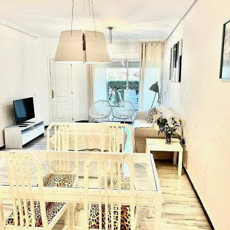 Puerto Banus With Private Garden Appartement Marbella Buitenkant foto