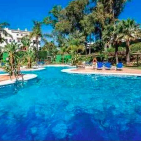 Puerto Banus With Private Garden Appartement Marbella Buitenkant foto