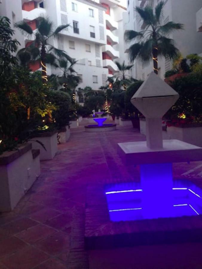 Puerto Banus With Private Garden Appartement Marbella Buitenkant foto