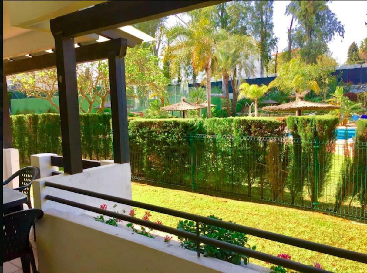 Puerto Banus With Private Garden Appartement Marbella Buitenkant foto