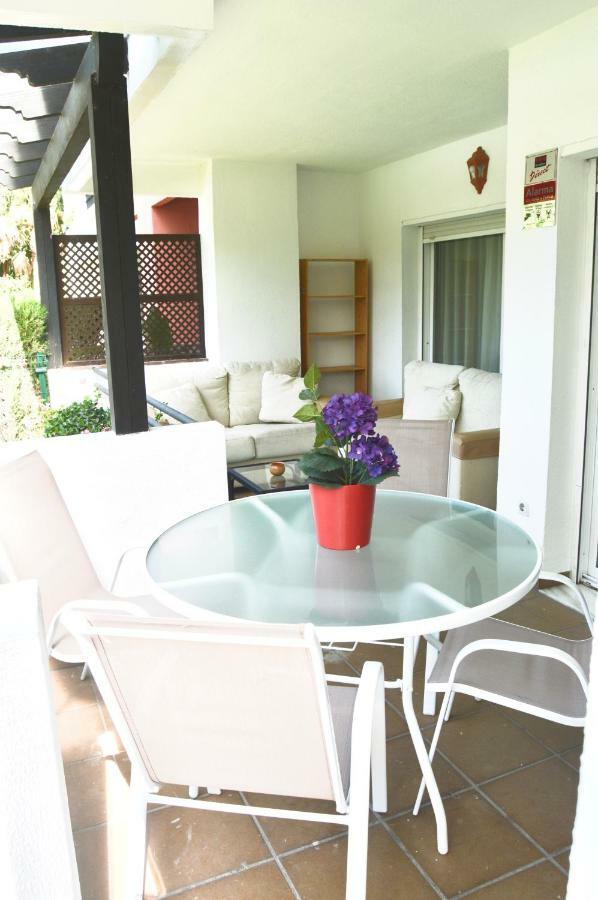 Puerto Banus With Private Garden Appartement Marbella Buitenkant foto