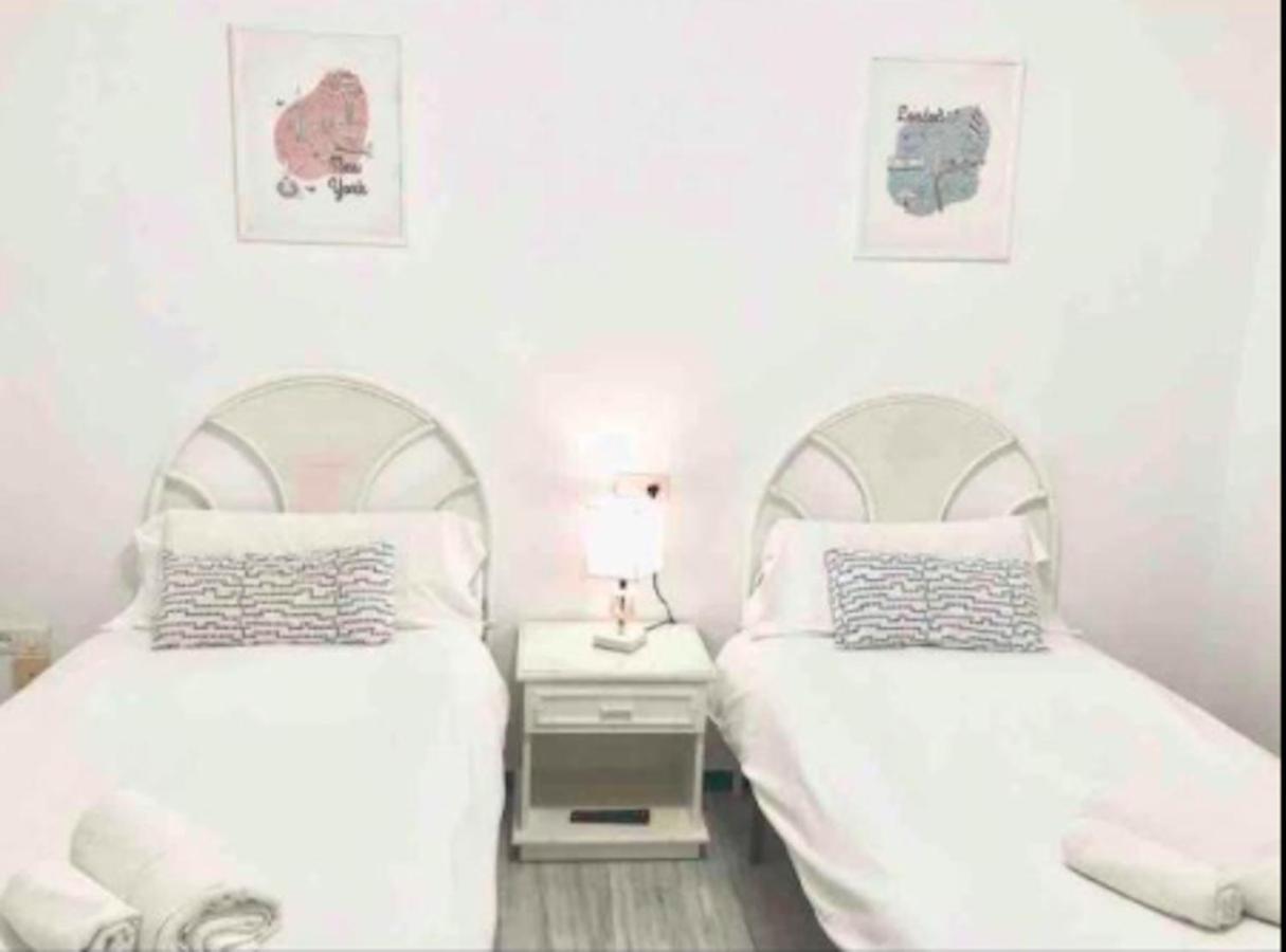 Puerto Banus With Private Garden Appartement Marbella Buitenkant foto